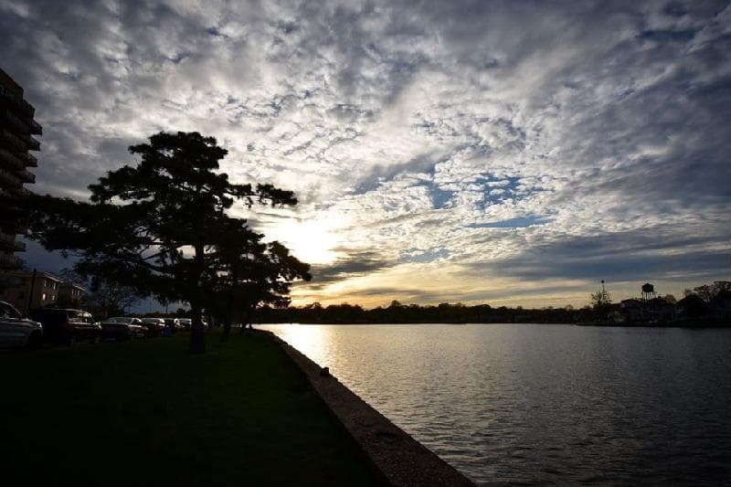 Lost — deal lake drive Asbury Park, NJ 07712
