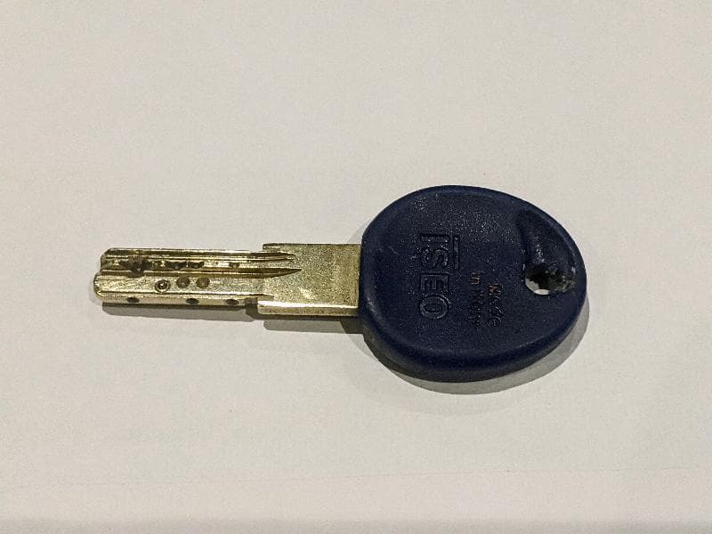 Lost — Between Elmer's End and Teddington (Tram/Train)